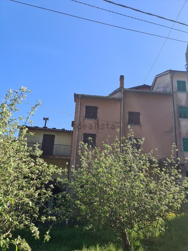 casa indipendente in vendita a Riccò del Golfo di Spezia