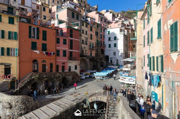 locale commerciale in vendita a Riomaggiore