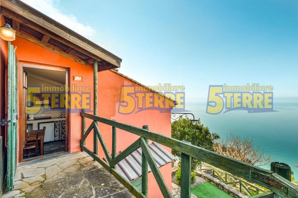 casa indipendente in vendita a Riomaggiore
