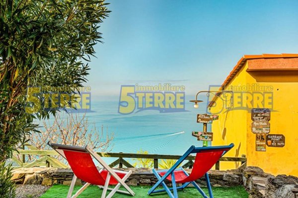 casa indipendente in vendita a Riomaggiore