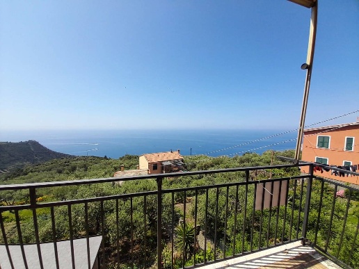 appartamento in vendita a Riomaggiore in zona Volastra