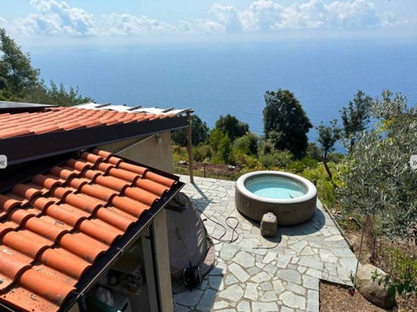 casa indipendente in vendita a Riomaggiore