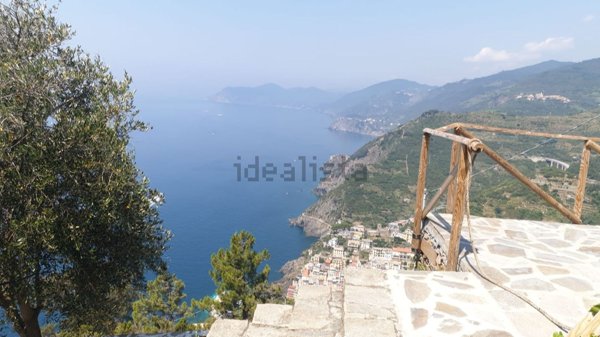 casa indipendente in vendita a Riomaggiore