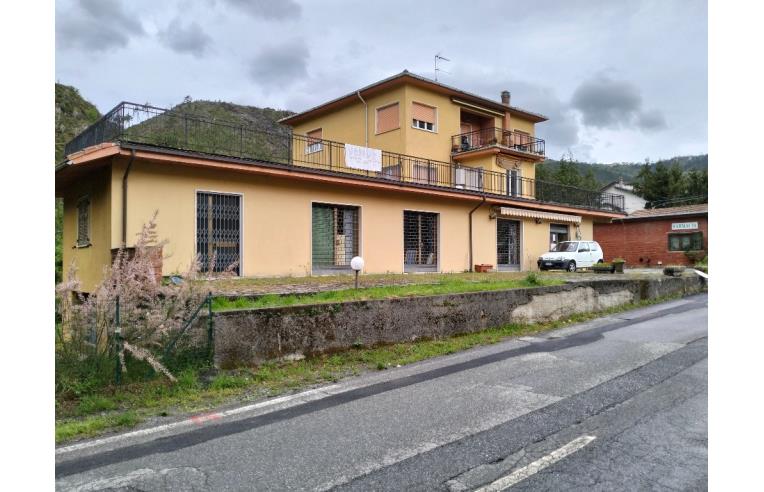 appartamento in vendita a Rocchetta di Vara