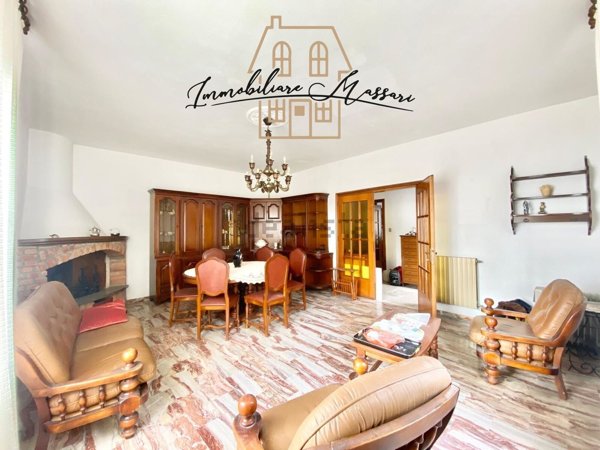 appartamento in vendita a Rocchetta di Vara in zona Suvero