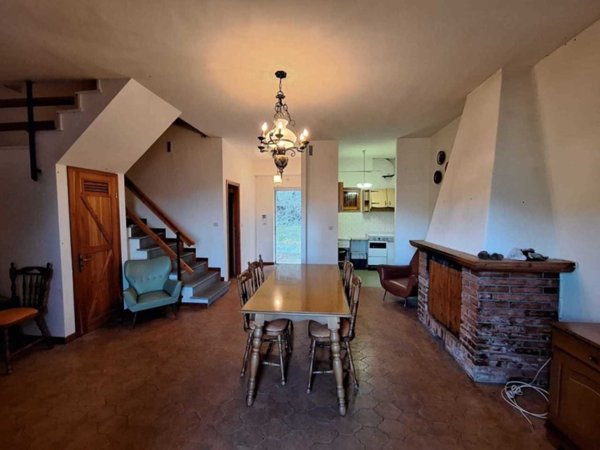 appartamento in vendita a Rocchetta di Vara