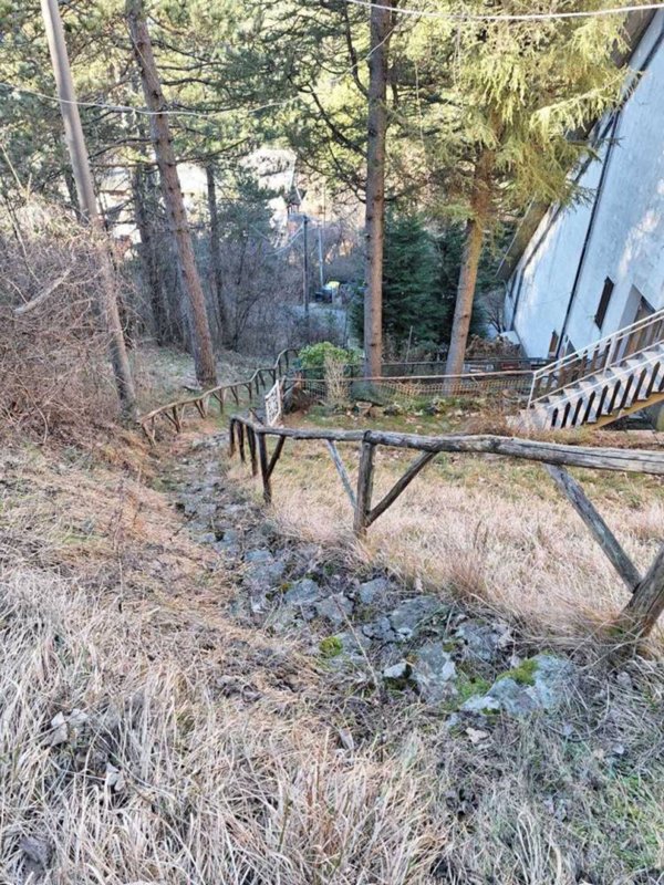 appartamento in vendita a Rocchetta di Vara in zona Suvero