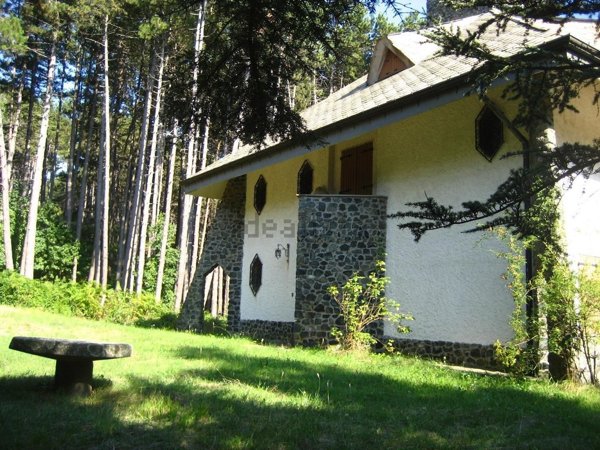 casa indipendente in vendita a Rocchetta di Vara in zona Rocchetta