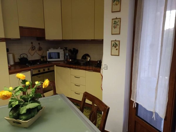 appartamento in vendita a Rocchetta di Vara in zona Suvero