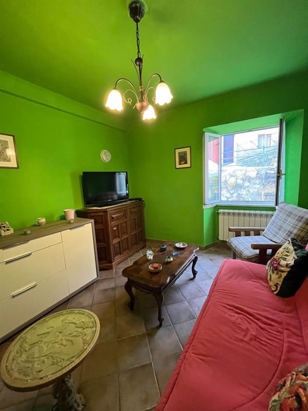 villa in vendita a Rocchetta di Vara in zona Suvero