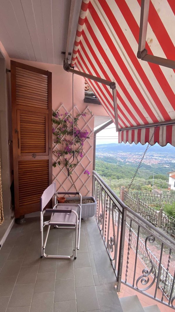 appartamento in vendita a Santo Stefano di Magra in zona Ponzano Superiore