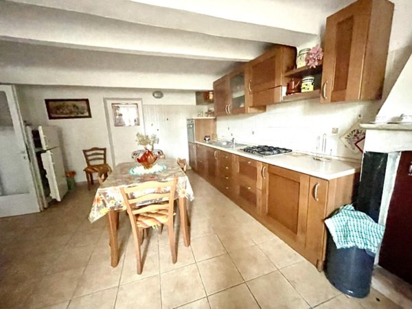 appartamento in vendita a Santo Stefano di Magra