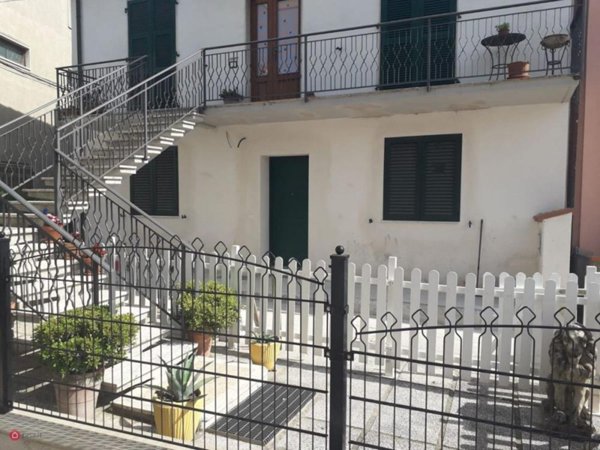 appartamento in vendita a Santo Stefano di Magra