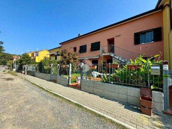 appartamento in vendita a Santo Stefano di Magra