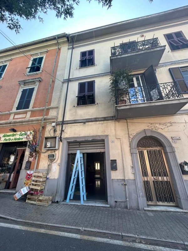 appartamento in vendita a Santo Stefano di Magra in zona Ponzano Magra