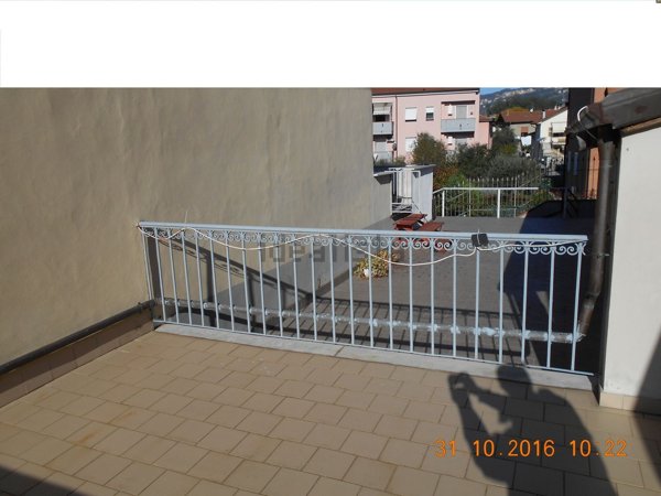 casa indipendente in vendita a Santo Stefano di Magra