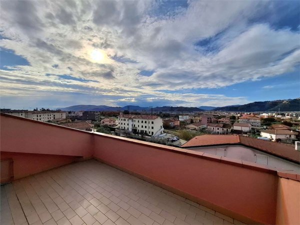 appartamento in vendita a Santo Stefano di Magra