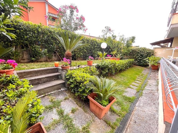 appartamento in vendita a Santo Stefano di Magra