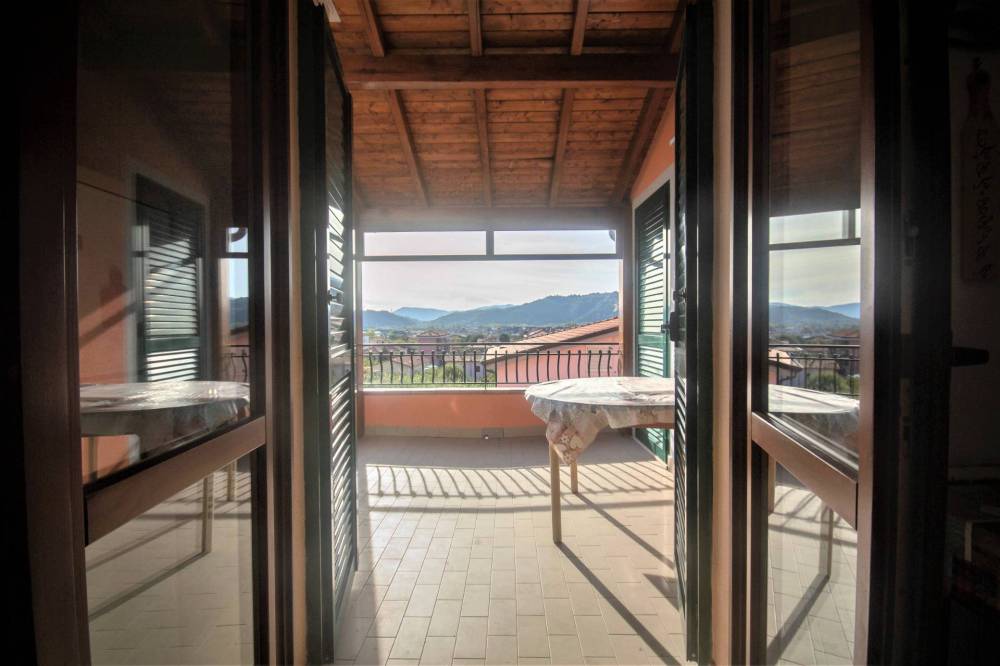 appartamento in vendita a Santo Stefano di Magra