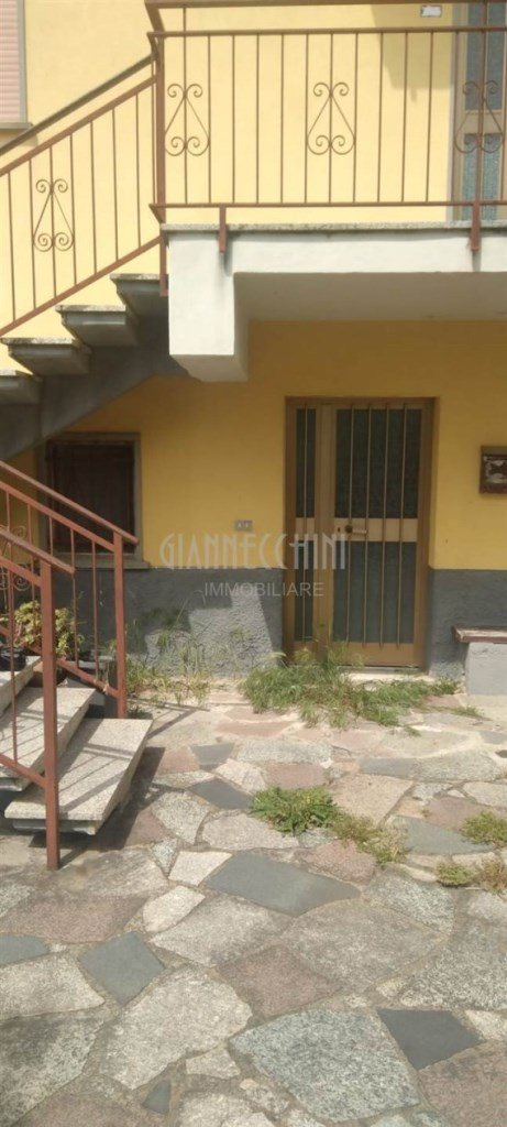 appartamento in vendita a Santo Stefano di Magra in zona Ponzano Magra