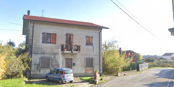 casa indipendente in vendita a Santo Stefano di Magra