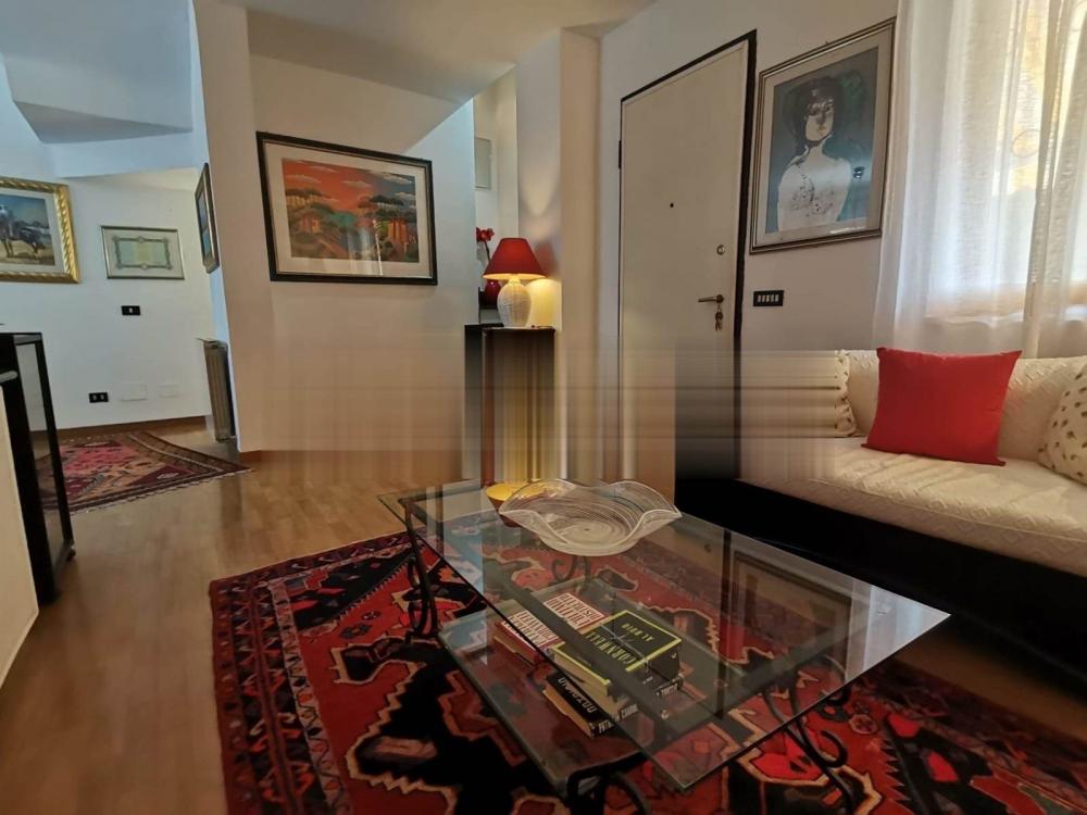 casa indipendente in vendita a Santo Stefano di Magra in zona Ponzano Magra