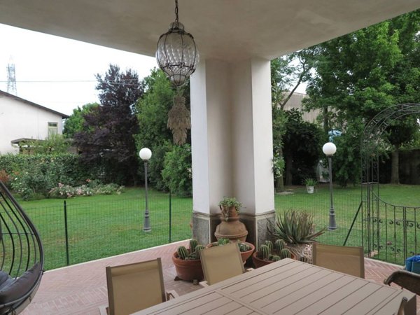 appartamento in vendita a Santo Stefano di Magra in zona Ponzano Magra