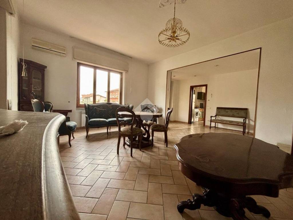 casa indipendente in vendita a Santo Stefano di Magra