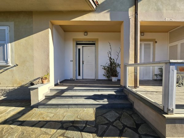 casa indipendente in vendita a Santo Stefano di Magra in zona Ponzano Magra