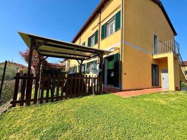 appartamento in vendita a Santo Stefano di Magra