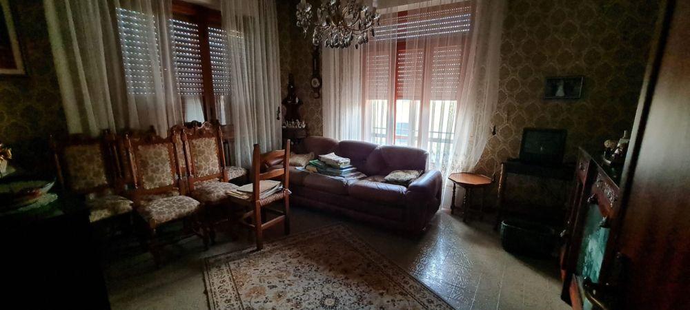 casa indipendente in vendita a Santo Stefano di Magra