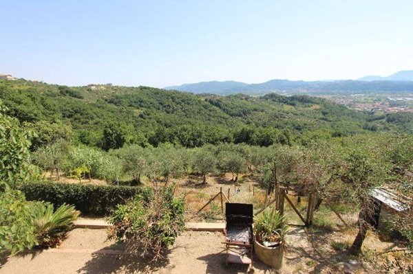 casa indipendente in vendita a Santo Stefano di Magra in zona Ponzano Superiore