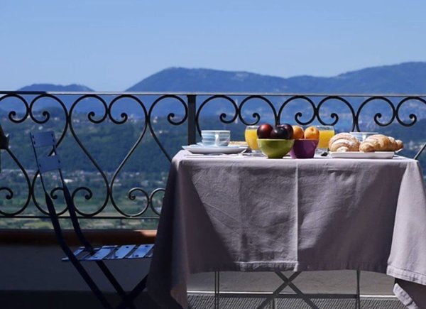 casa indipendente in vendita a Santo Stefano di Magra in zona Ponzano Superiore