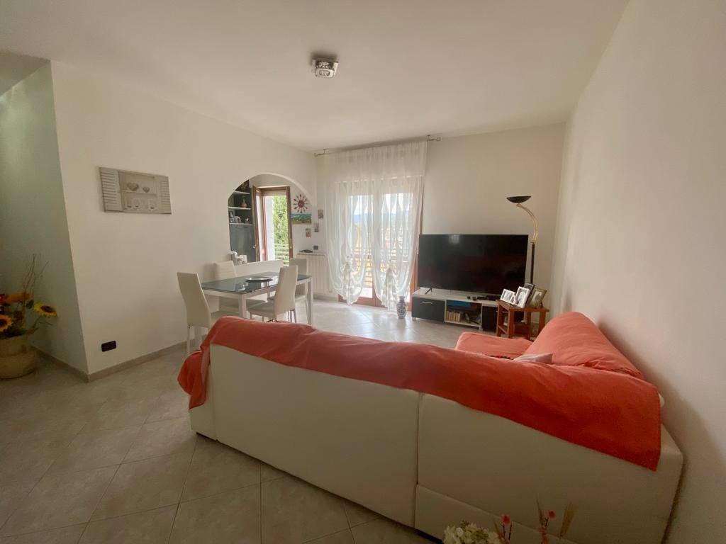 appartamento in vendita a Santo Stefano di Magra