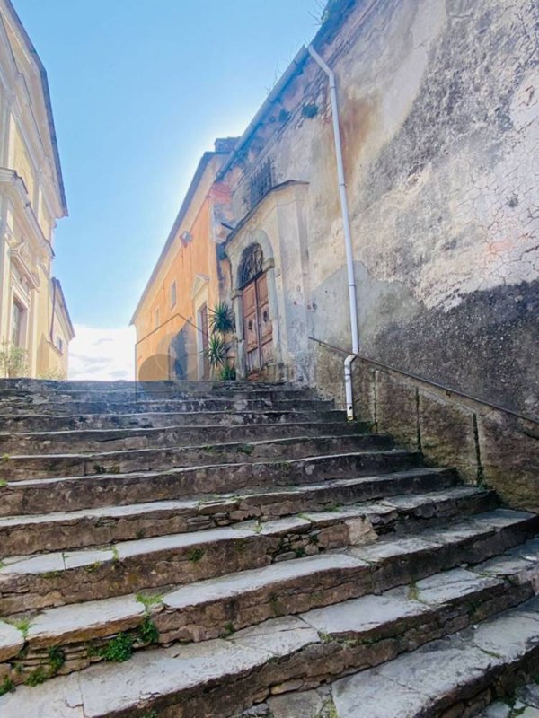 casa indipendente in vendita a Santo Stefano di Magra in zona Ponzano Superiore