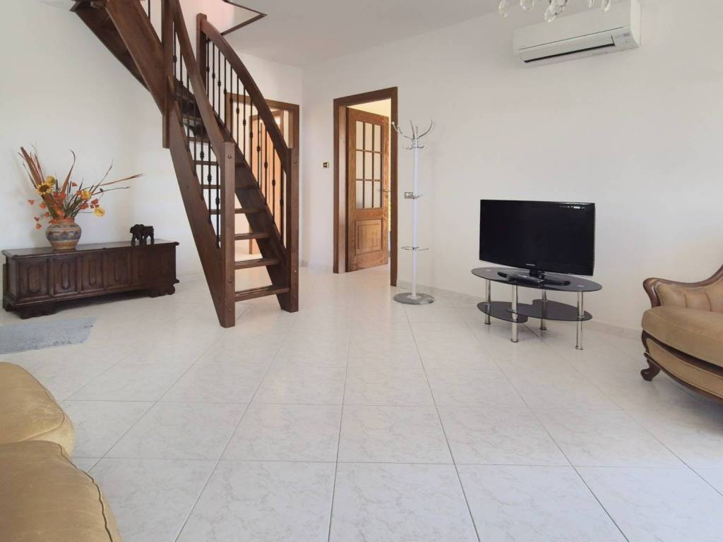 appartamento in vendita a Santo Stefano di Magra
