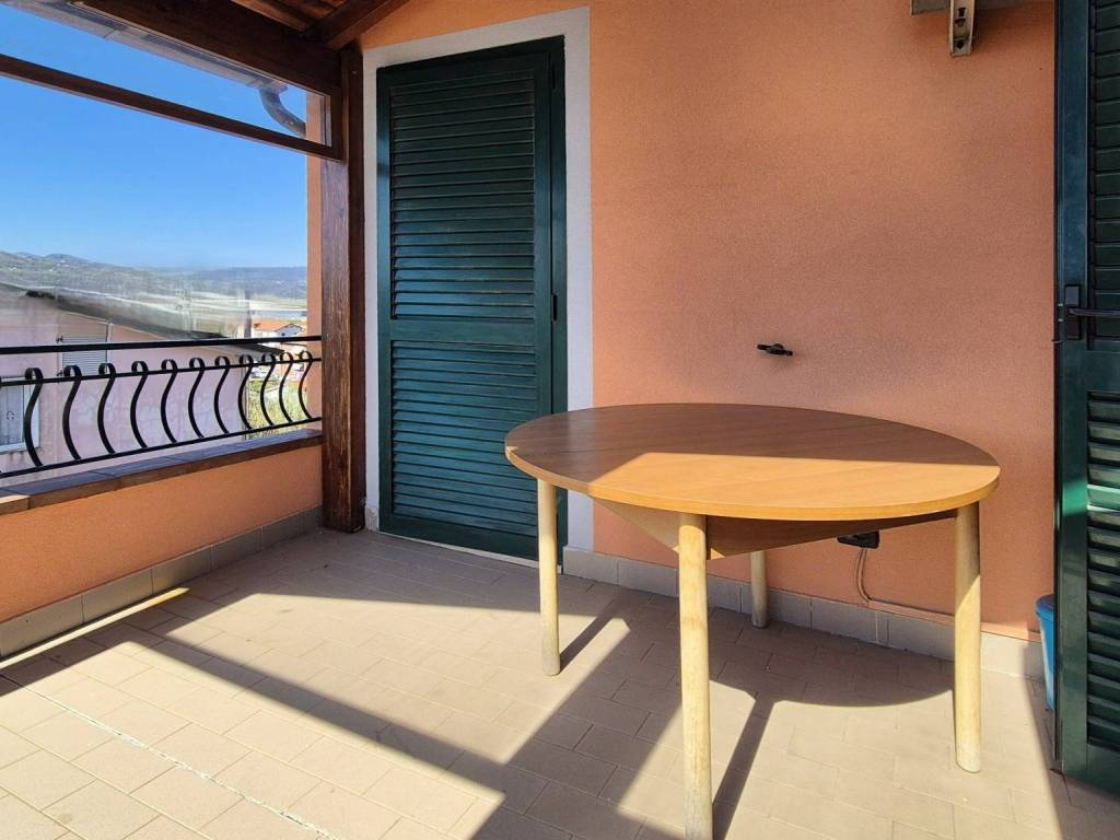 appartamento in vendita a Santo Stefano di Magra
