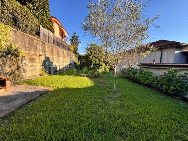 casa indipendente in vendita a Santo Stefano di Magra