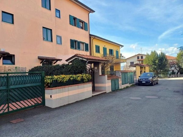 appartamento in vendita a Santo Stefano di Magra
