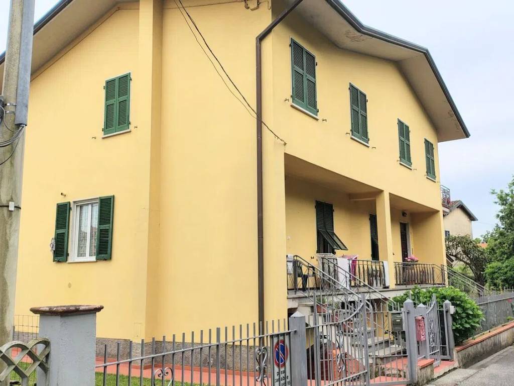 appartamento in vendita a Santo Stefano di Magra
