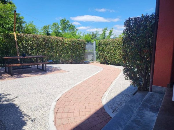 appartamento in vendita a Santo Stefano di Magra in zona Ponzano Superiore