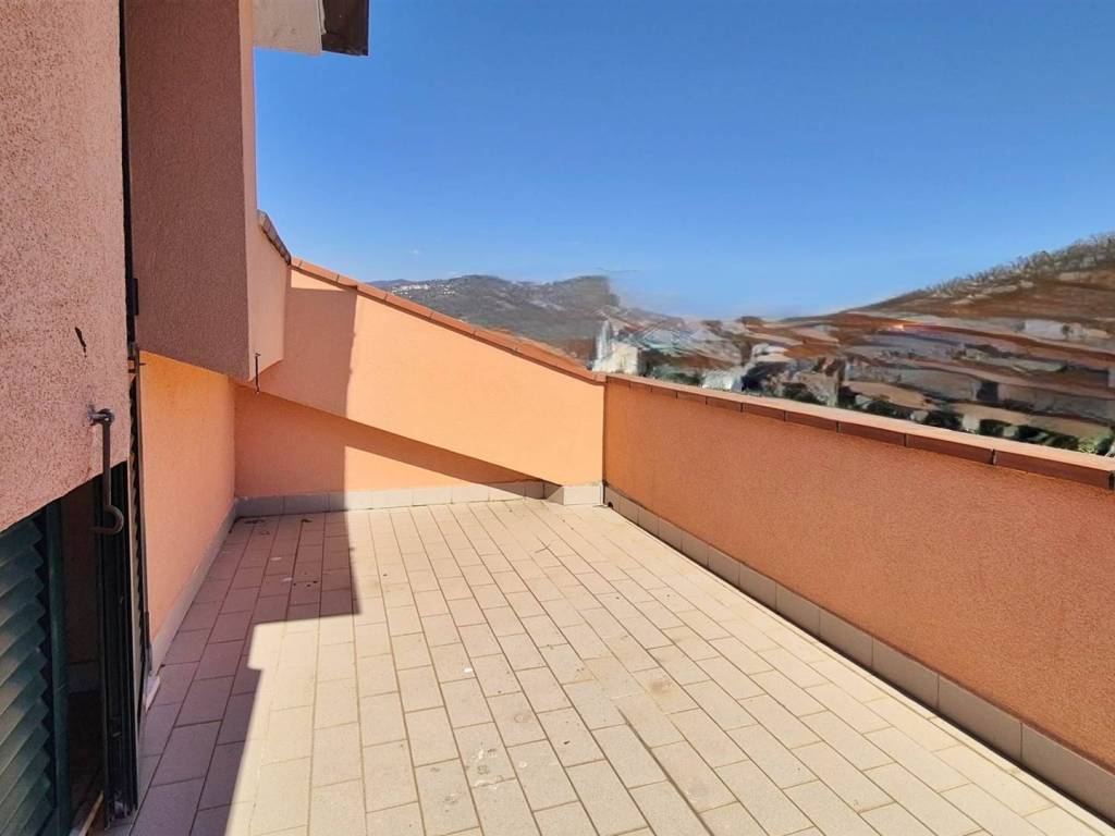 appartamento in vendita a Santo Stefano di Magra