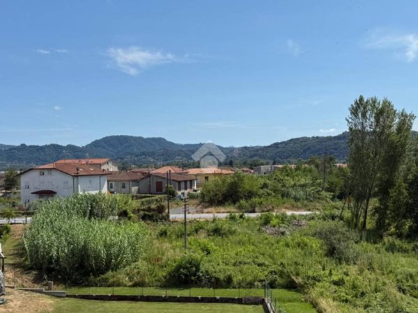 appartamento in vendita a Santo Stefano di Magra