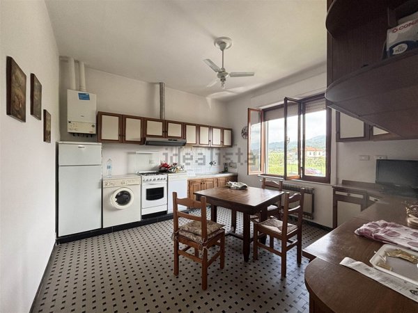 casa semindipendente in vendita a Santo Stefano di Magra