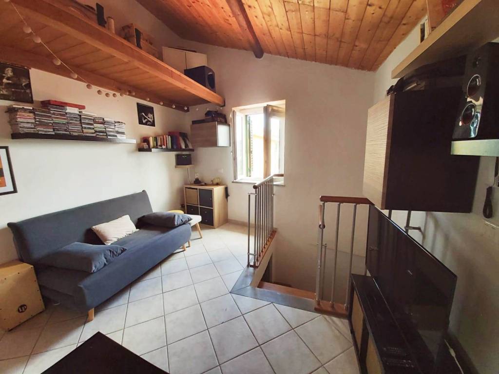 casa indipendente in vendita a Santo Stefano di Magra in zona Ponzano Superiore