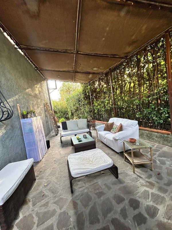 casa indipendente in vendita a Santo Stefano di Magra