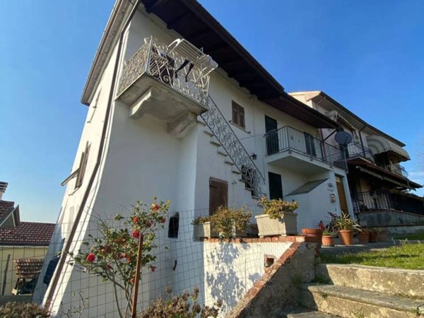 quadrivano in vendita a Santo Stefano di Magra