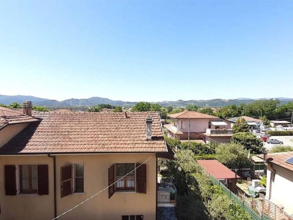 appartamento in vendita a Santo Stefano di Magra in zona Ponzano Magra