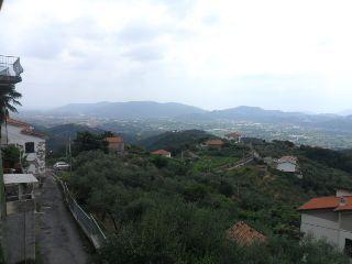 appartamento in vendita a Santo Stefano di Magra in zona Ponzano Superiore