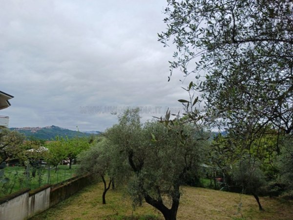 casa indipendente in vendita a Santo Stefano di Magra in zona Ponzano Magra